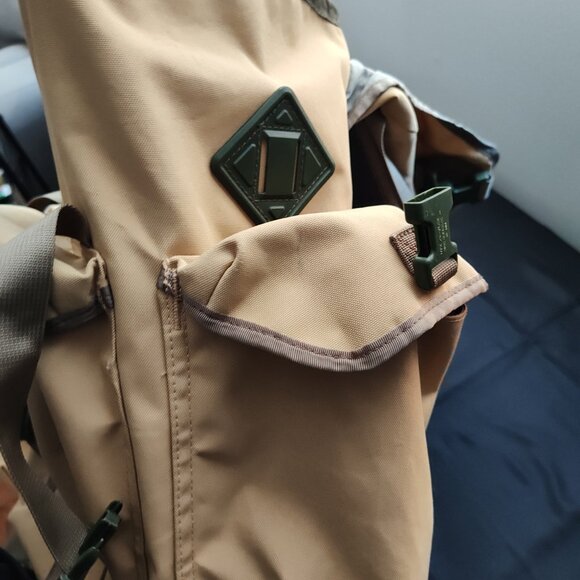 Stylish L.L.Bean Backpack & Fanny Pack Bundle Continental – Perfect for Everyday - Picture 7 of 10